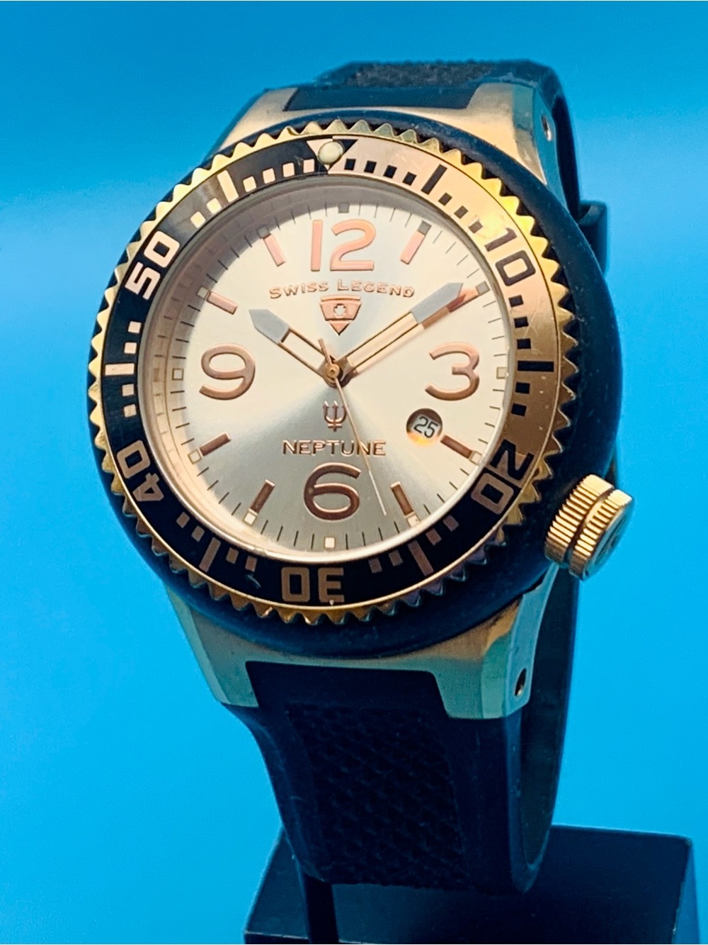 SWISS LEGEND NEPTUNE Men’s Wristwatch Swiss Movt St Steel Case Works New Battery